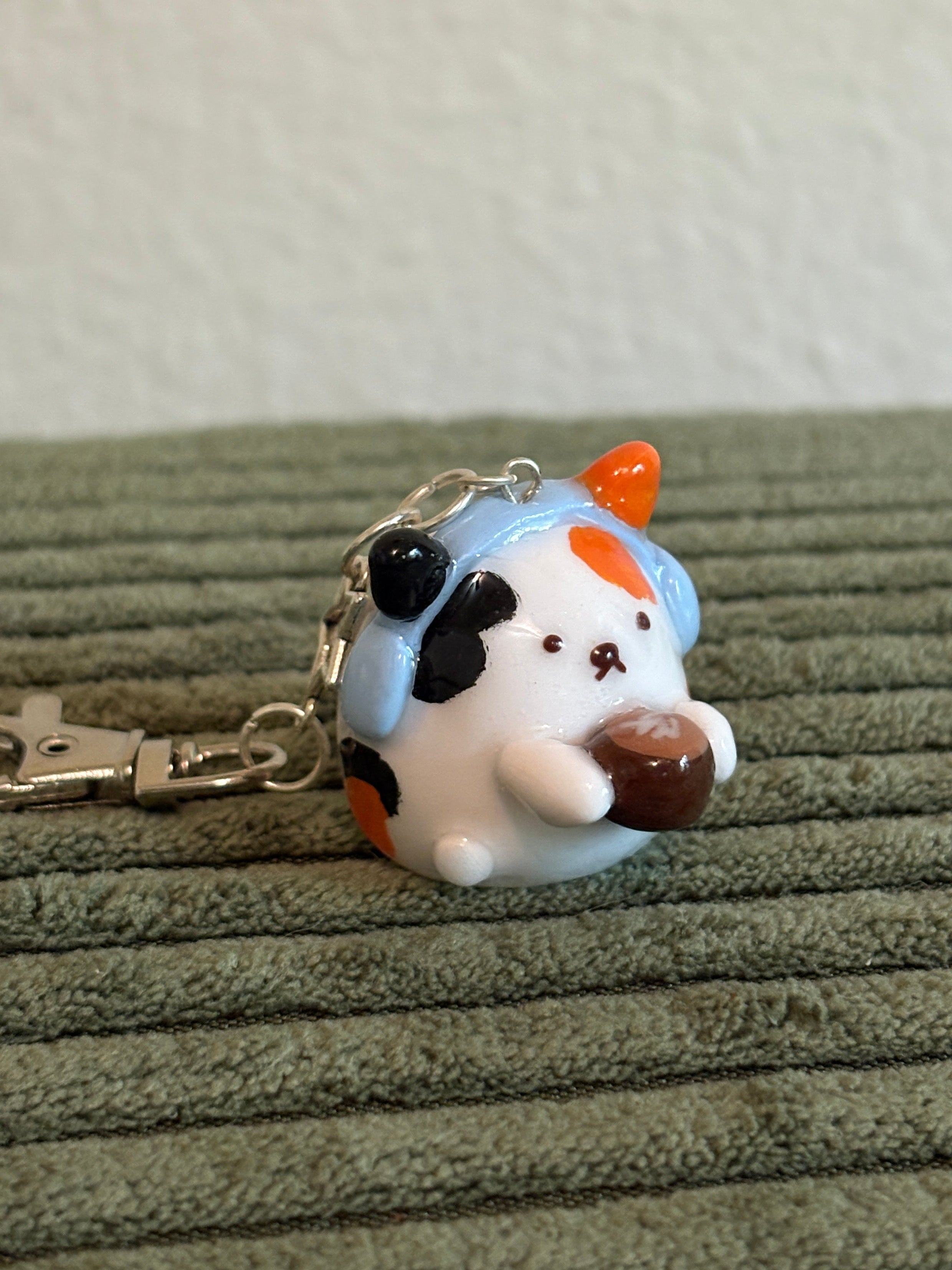 coffee calico cat keychain